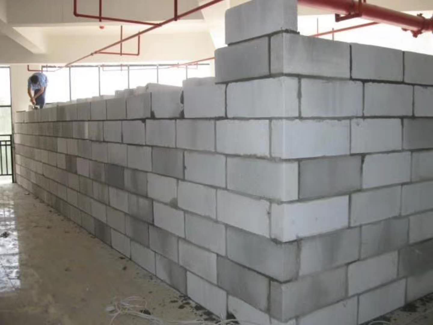瓮安蒸压加气混凝土砌块承重墙静力和抗震性能的研究
